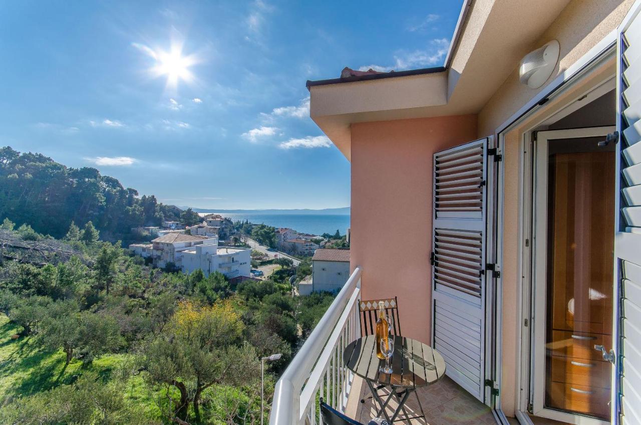 Apartments Seaview Tučepi エクステリア 写真