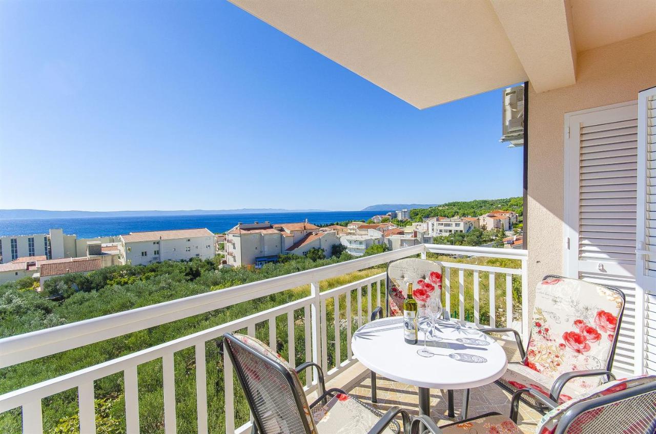 Apartments Seaview Tučepi エクステリア 写真