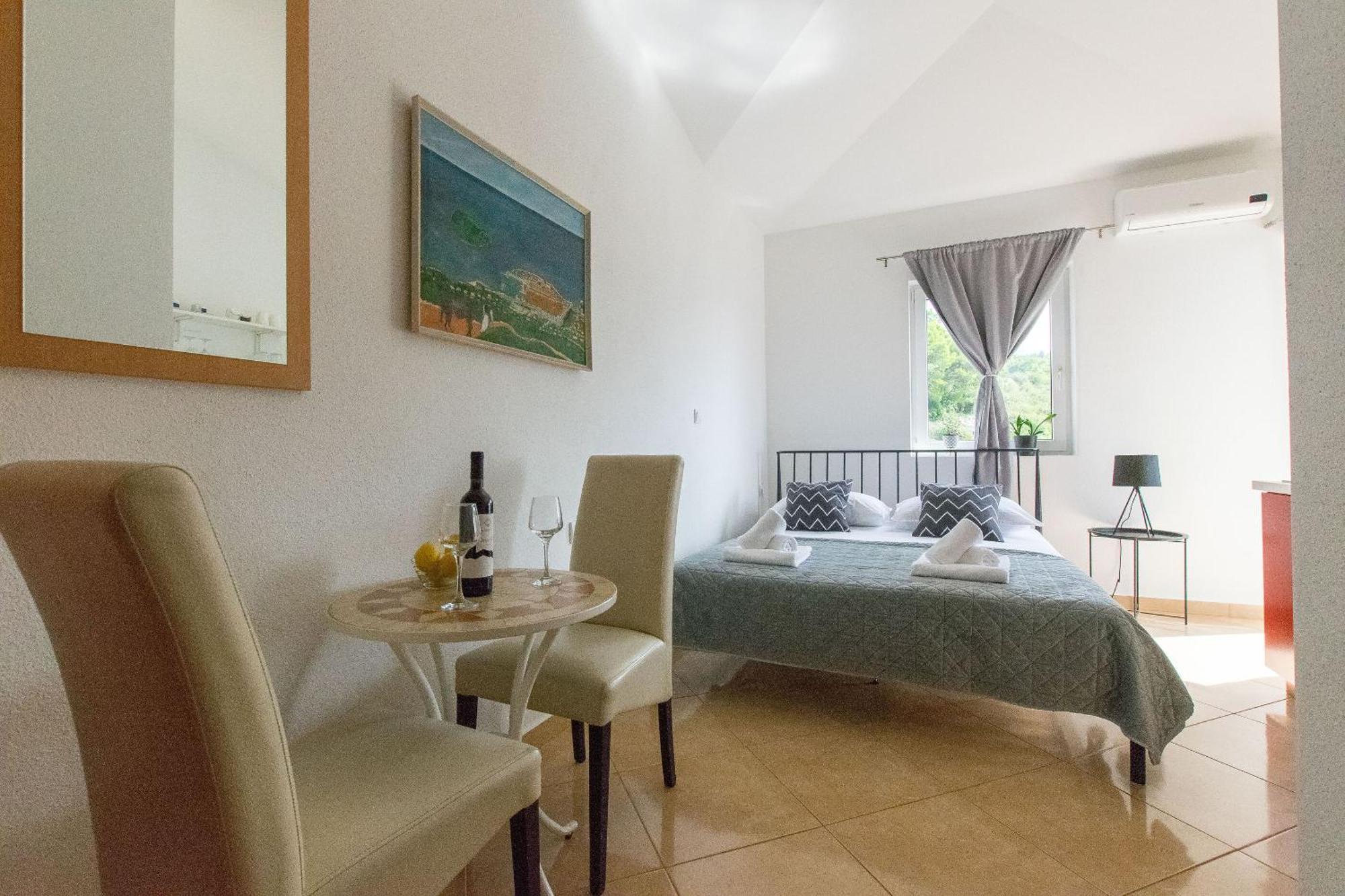 Apartments Seaview Tučepi エクステリア 写真