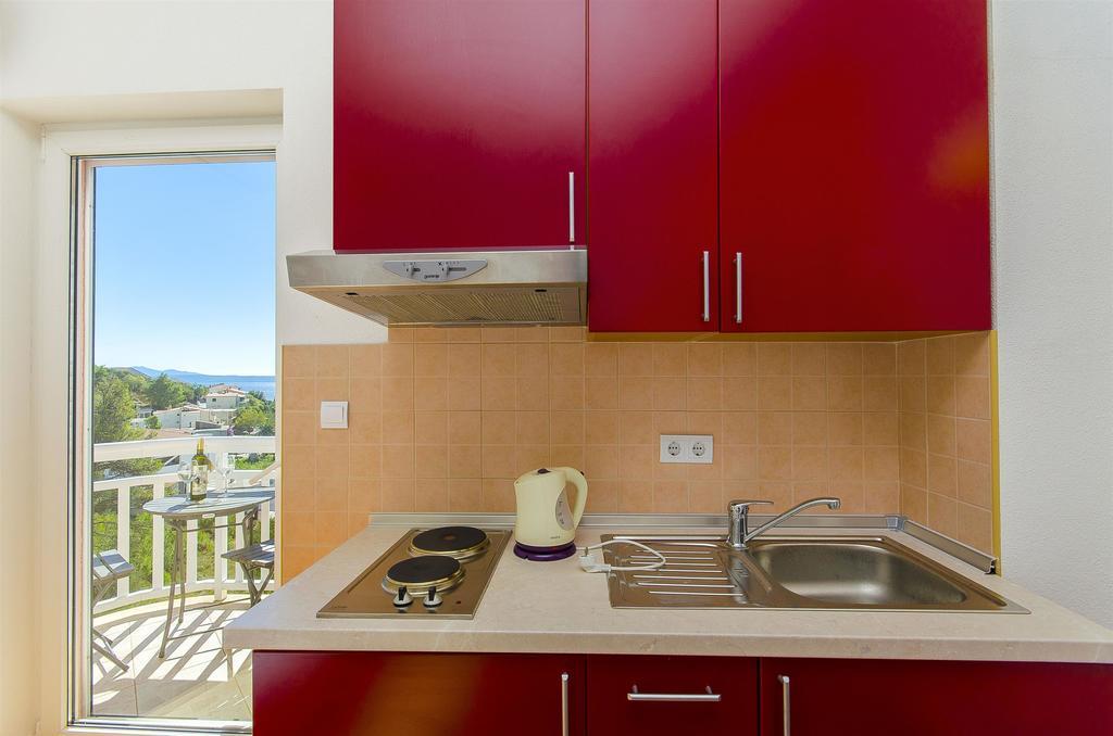 Apartments Seaview Tučepi エクステリア 写真