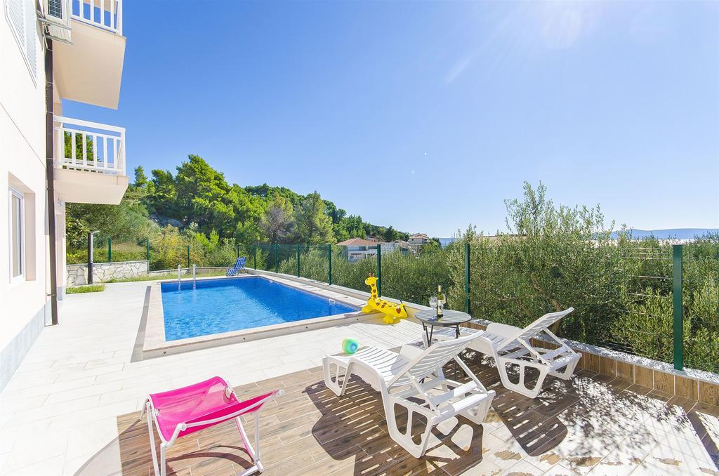 Apartments Seaview Tučepi エクステリア 写真