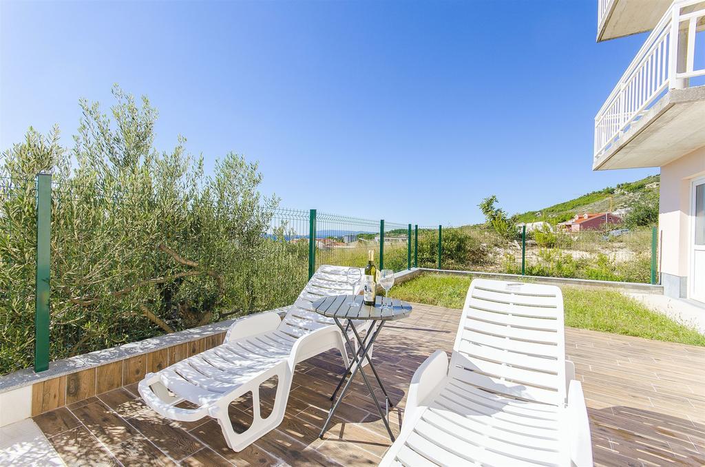 Apartments Seaview Tučepi エクステリア 写真